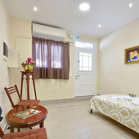 Sarantis Studio Corfu  Экстерьер фото